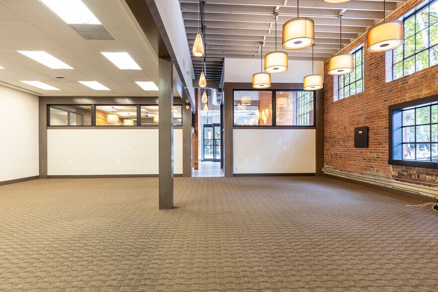 More Photos Of 2420 2nd Ave, Seattle Storefront Retail Office For Sale