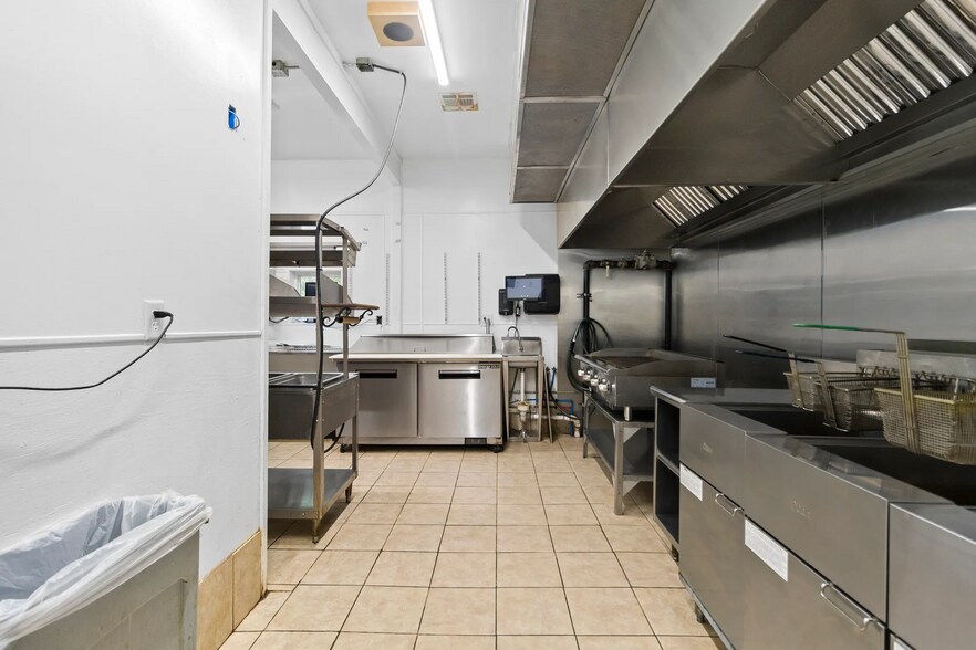 More Photos Of 1399 FM 1791 Rd, Huntsville Restaurant For Sale