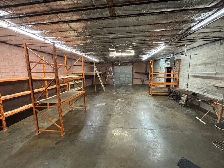 More Photos Of 431 Commerce Ln, West Berlin Office For Lease