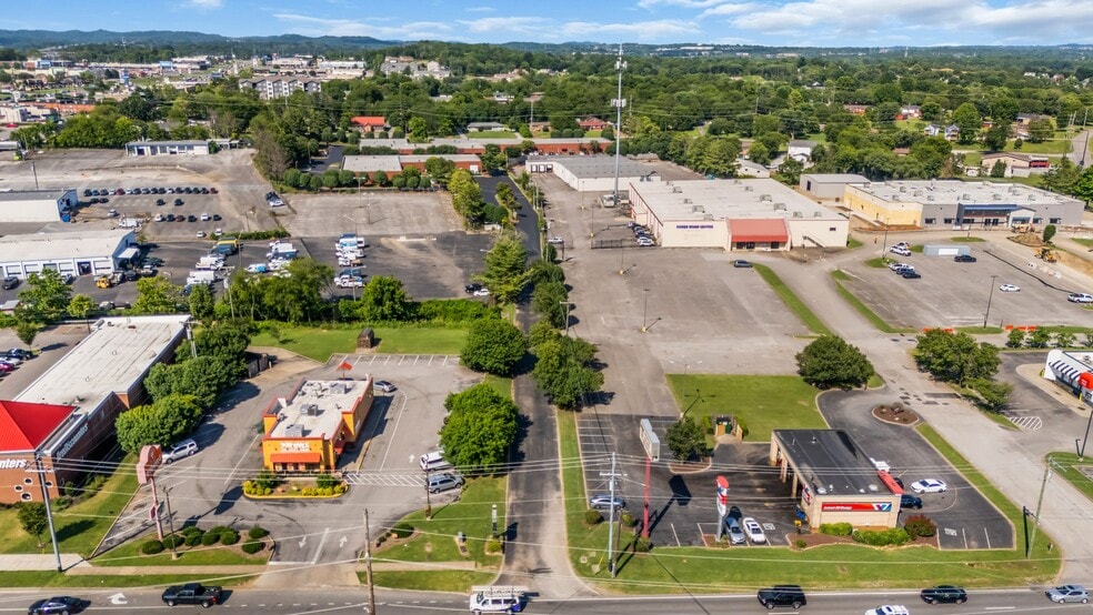 More Photos Of 104-176 Cude Ln, Madison Medical For Lease