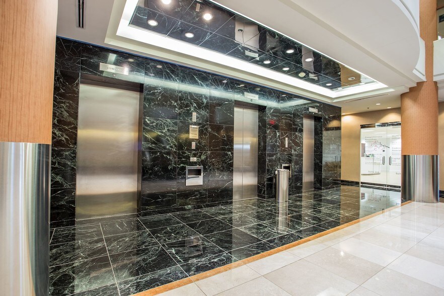 More Photos Of 12800 Middlebrook Rd, Germantown Office For Sale