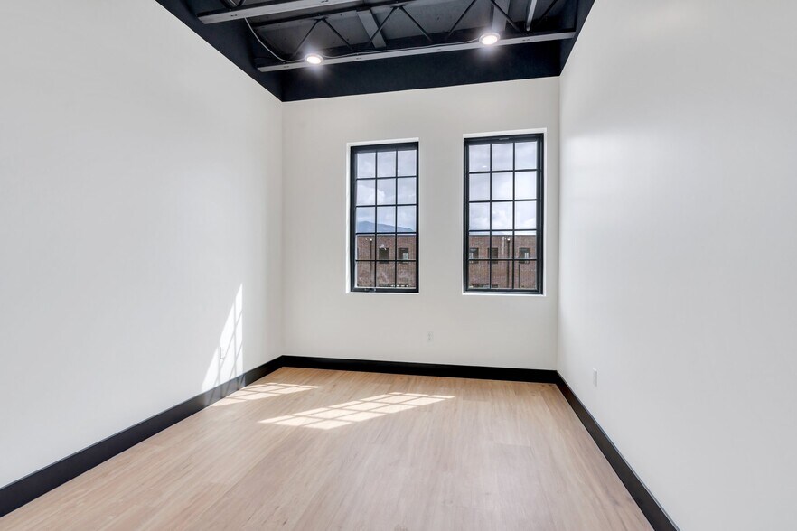 More Photos Of 292 S 2000 W, Pleasant Grove Office For Lease