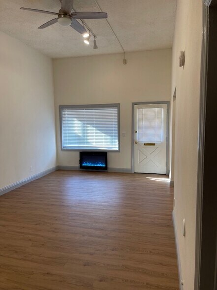 More Photos Of 1403-1413 Encinal Ave, Alameda Storefront Retail Residential For Sale