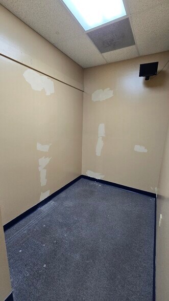 More Photos Of 100 W National Rd, Englewood Medical For Sale