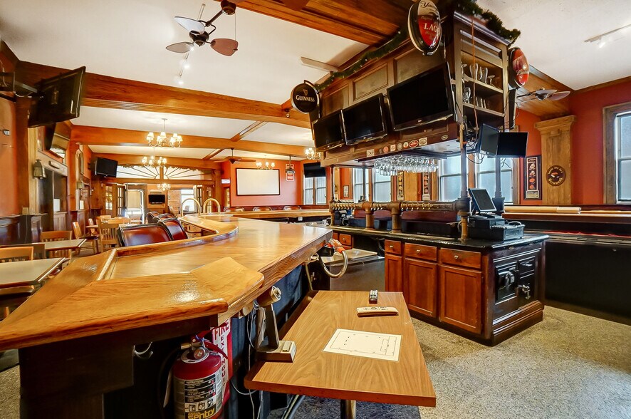 More Photos Of 126 W High St, Springfield Lodge Meeting Hall For Sale