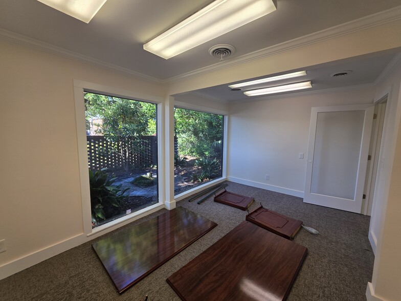 More Photos Of 1 N 16th St, Wilmington Medical For Lease