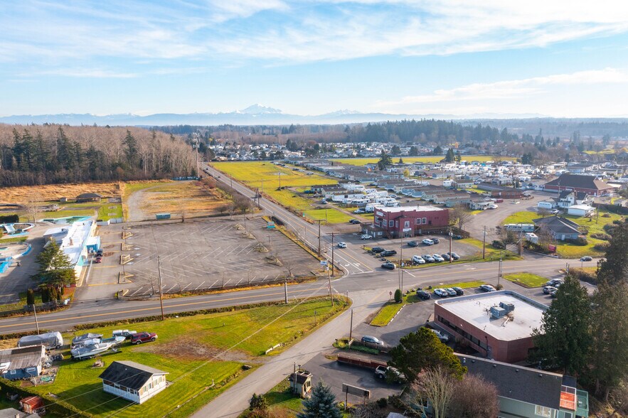 More Photos Of 8097 Harborview Rd, Blaine Office For Lease