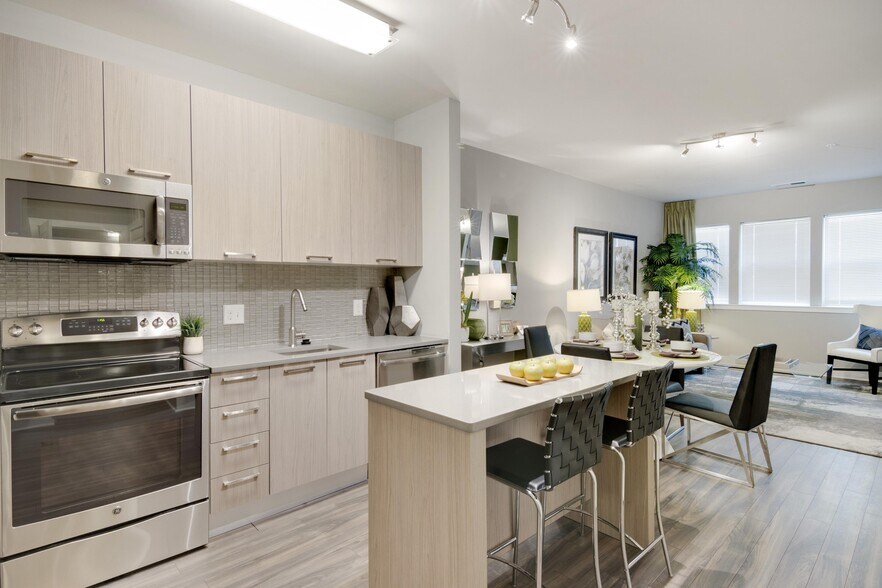 More Photos Of 5760 Dow Ave, Alexandria Apartments For Lease