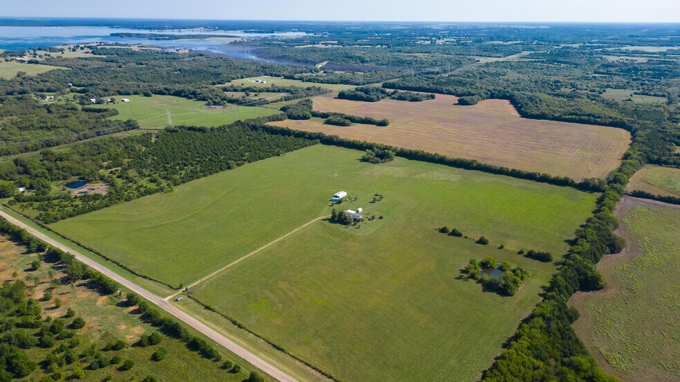 More Photos Of 5484 N FM 1743, Windom Land For Sale