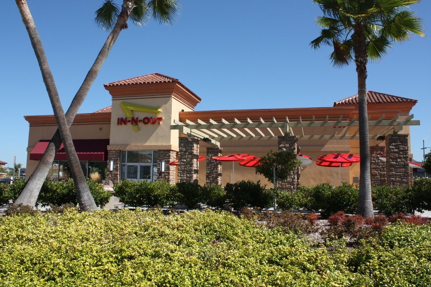 More Photos Of 555-595 Grand Ave, San Marcos Unknown For Lease