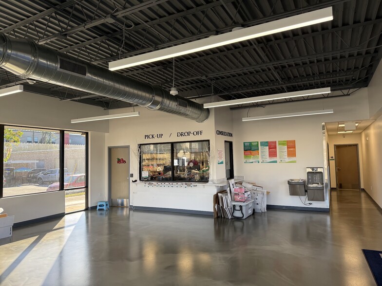 More Photos Of 1536 S Pine Ave, Ocala Fast Food For Lease
