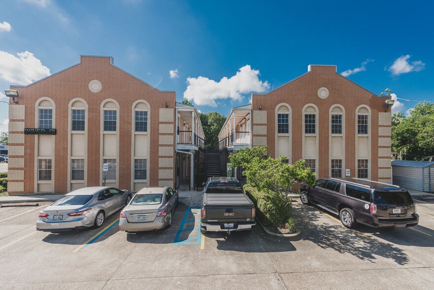 More Photos Of 2002 20th St, Kenner Office For Sale