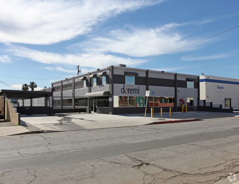 Primary Photo Of 1020 Chestnut St, Burbank Light Distribution For Lease