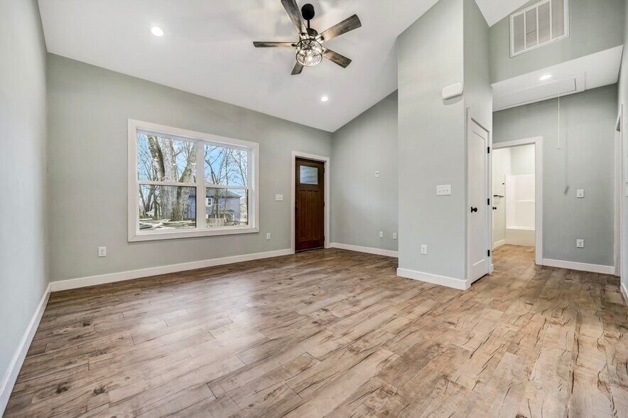 More Photos Of , Scranton Multifamily For Sale