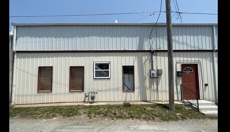 More Photos Of 806 E Business Loop 70, Columbia Storefront For Lease