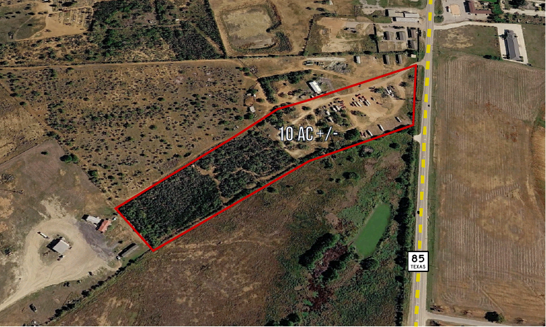 More Photos Of 1160 Highway 85, Dilley Land For Sale