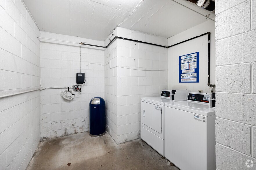 More Photos Of 1527 Veteran Ave, Los Angeles Apartments For Sale