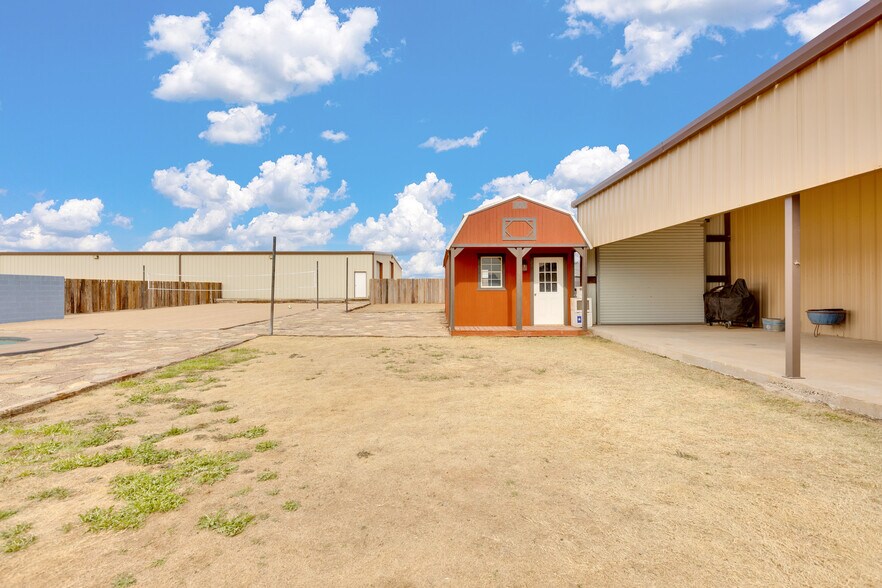 More Photos Of 7405 E County Road 110, Midland Land For Sale