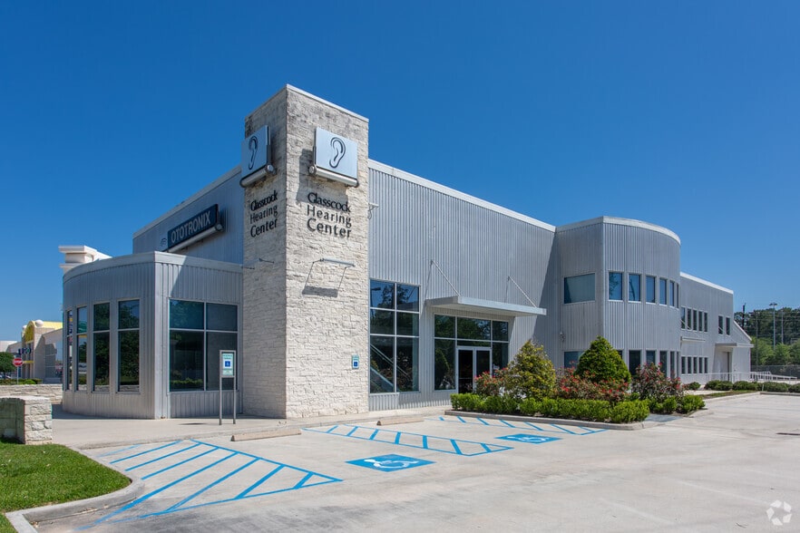 Primary Photo Of 26620 I-45, Spring Medical For Lease