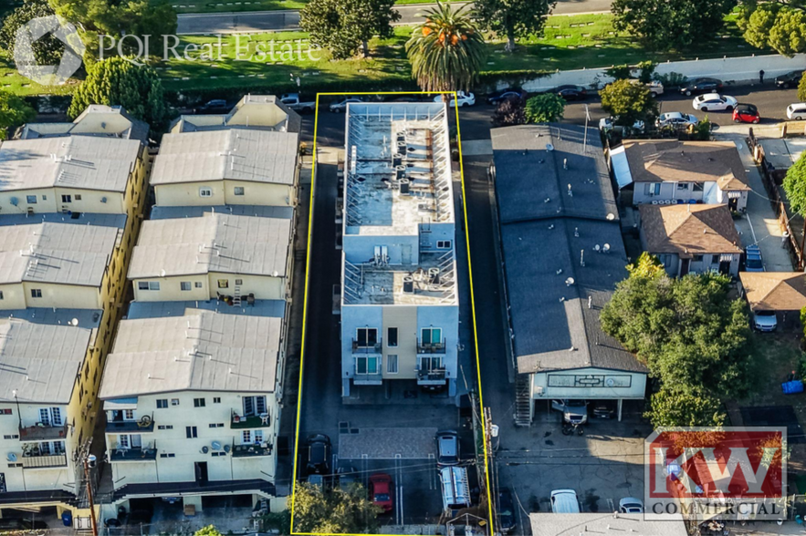 More Photos Of 3324 N Chapman St, Los Angeles Apartments For Sale