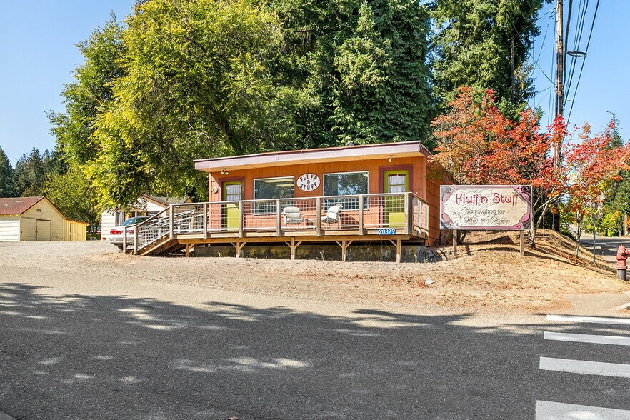 More Photos Of 20363-20379 NW Cedar Ln, Poulsbo General Retail For Sale