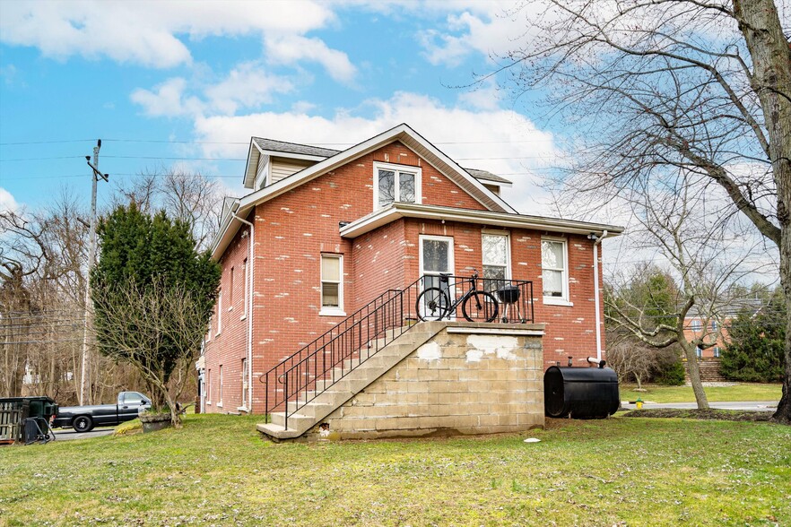 More Photos Of 239 State Route 79, Marlboro General Retail For Sale