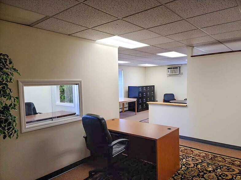 More Photos Of 114 State Rd, Sagamore Beach Warehouse For Sale