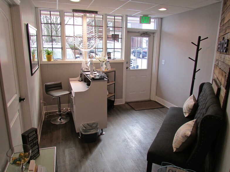 Primary Photo Of 902 Washington Rd, Westminster Medical For Lease