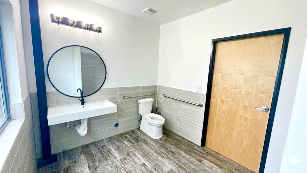 More Photos Of 7637 Fm 3009, Schertz Warehouse For Sale