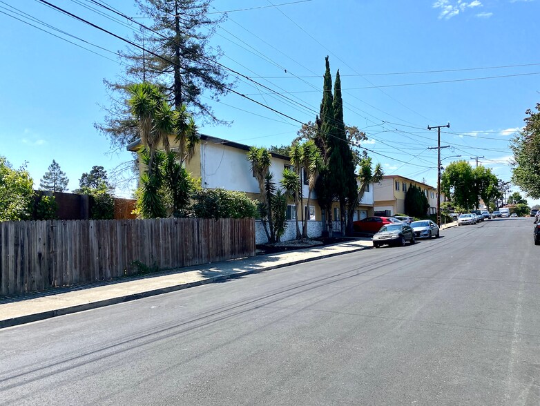 More Photos Of 4021 Quigley St, Oakland Apartments For Sale