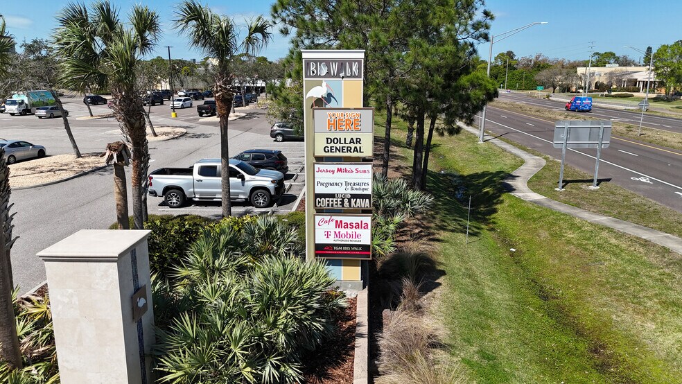 More Photos Of 10304 Roosevelt Blvd N, Saint Petersburg Unknown For Lease