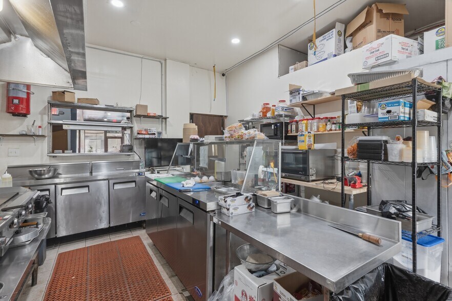 More Photos Of 154 Chestnut Ave, Jersey City Restaurant For Sale