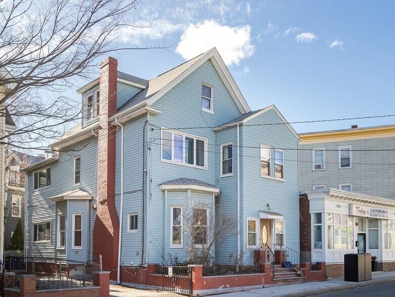 More Photos Of 34 Summer St, Somerville Apartments For Sale