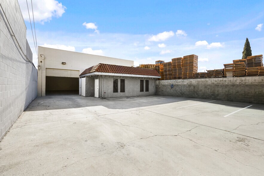 More Photos Of 2112 Lee Ave, South El Monte Warehouse For Sale