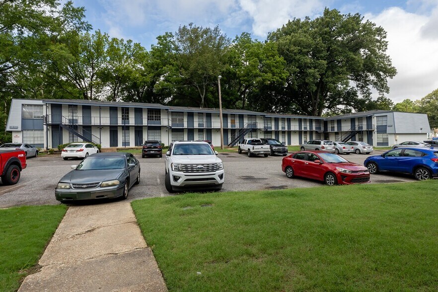 Primary Photo Of 3446 Carnes Ave, Memphis Apartments For Sale