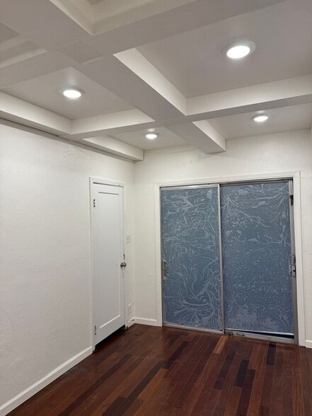 More Photos Of 23 Boardman Pl, San Francisco Storefront Retail Residential For Lease