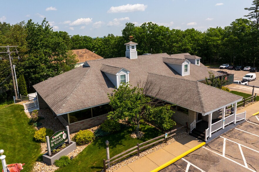 More Photos Of 11 Farmington Rd, Rochester Restaurant For Sale