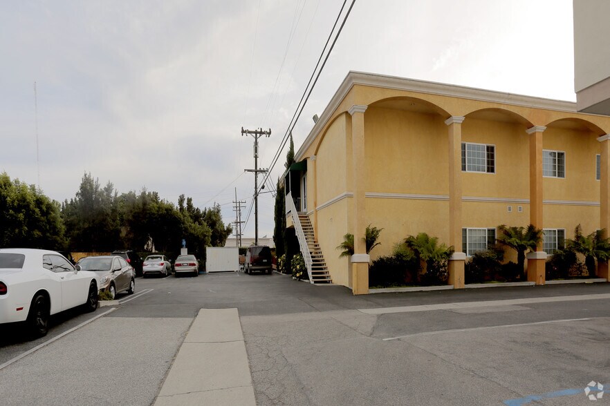 More Photos Of 18436 Hawthorne Blvd, Torrance Office For Lease