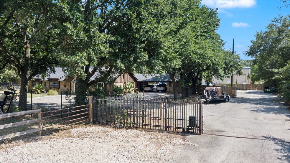 More Photos Of 12943 Spring Cypress Rd, Tomball Land For Sale