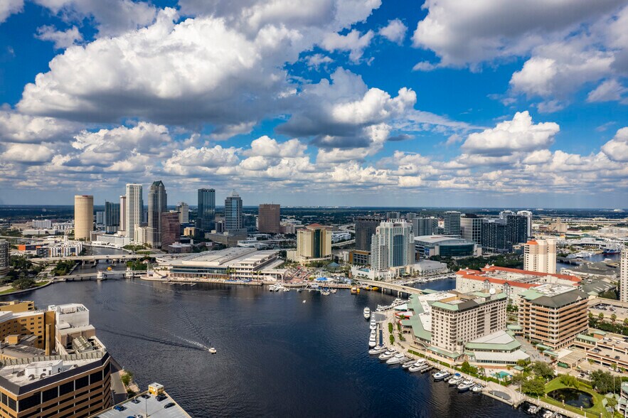 More Photos Of 601 S Harbour Island Blvd, Tampa Coworking Space