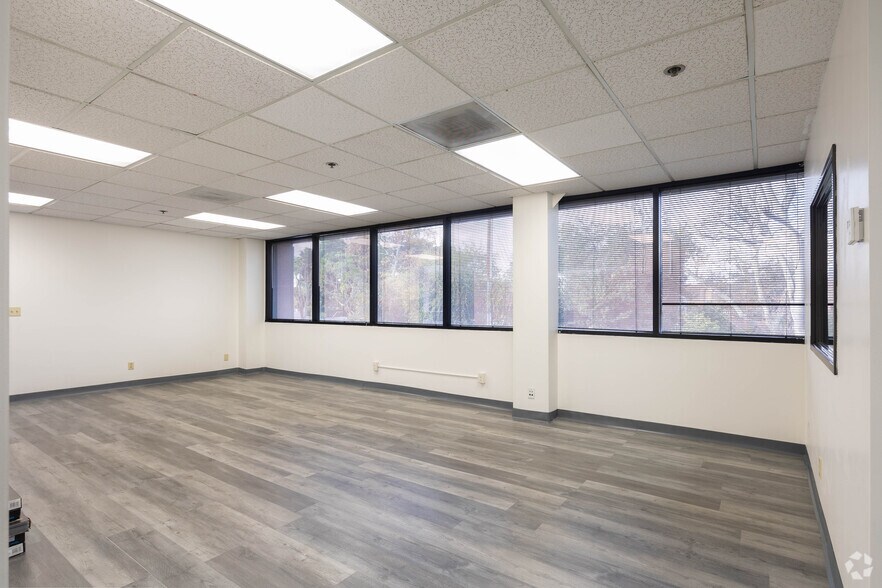 More Photos Of 18952 MacArthur Blvd, Irvine Office For Sale