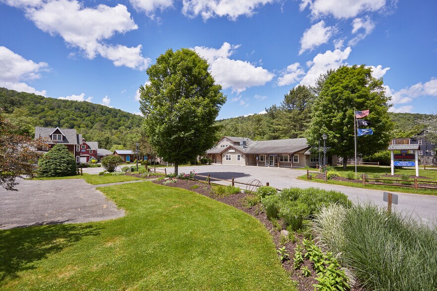 More Photos Of 1471 Denning Rd, Claryville Restaurant For Sale