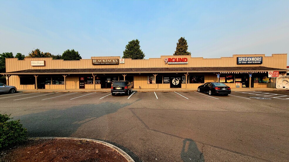 More Photos Of 5245-5251 Commercial St SE, Salem Freestanding For Lease
