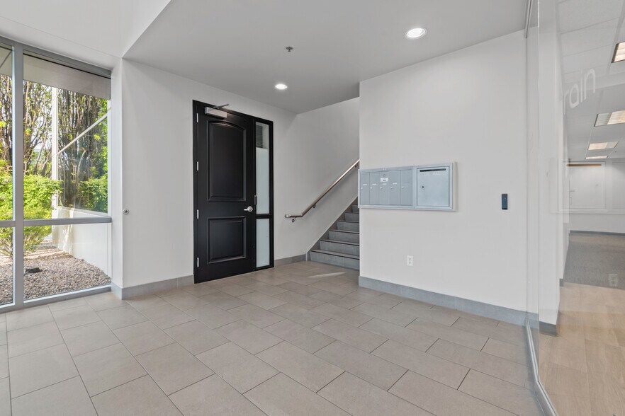More Photos Of 1365 W Business Park Dr, Orem Office For Lease