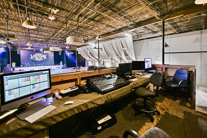 More Photos Of 3418 Dogwood Dr, Hapeville Religious Facility For Sale