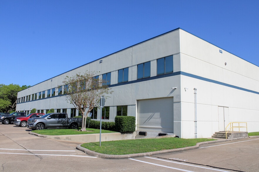 More Photos Of 811 FM-1959, Houston Office For Lease