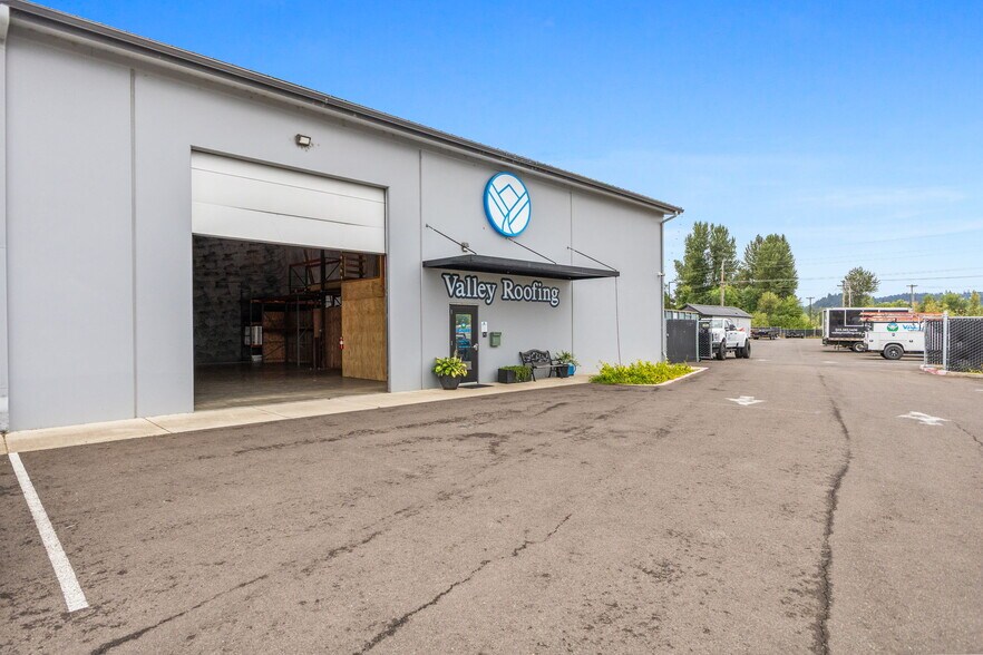 Primary Photo Of 4910 Turner Rd SE, Salem Light Manufacturing For Lease
