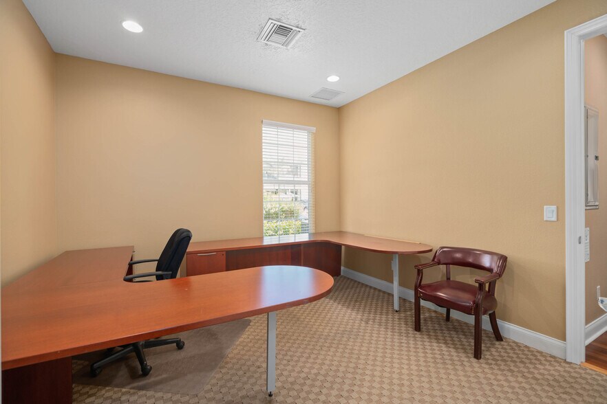 More Photos Of 3217 Corrine Dr, Orlando Office For Lease