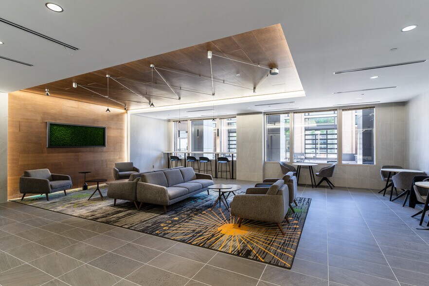 More Photos Of 101 W Ponce De Leon Ave, Decatur Unknown For Lease