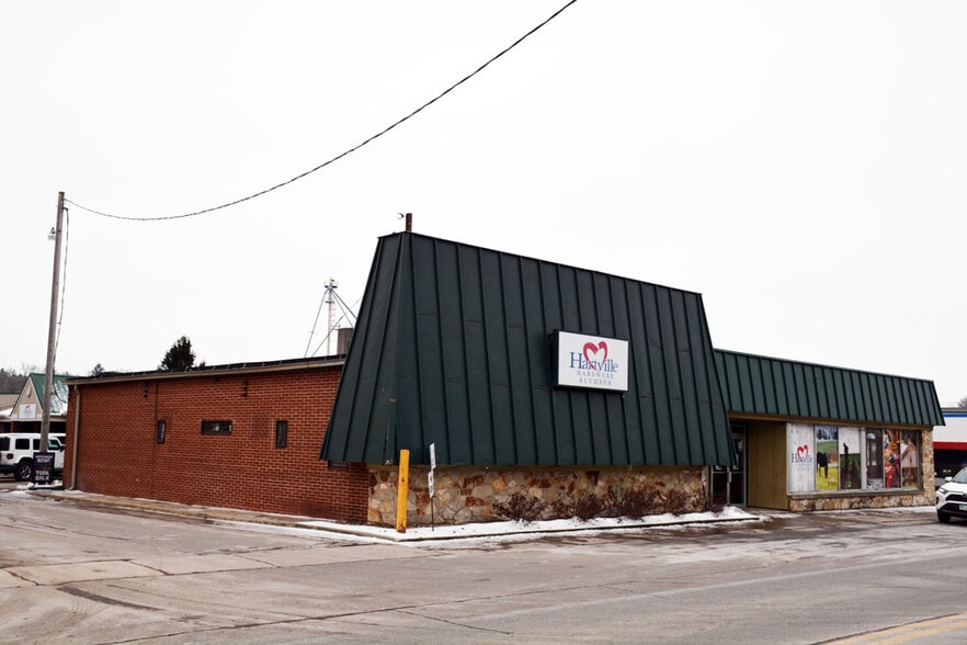 More Photos Of 16003 E High St, Middlefield Freestanding For Sale